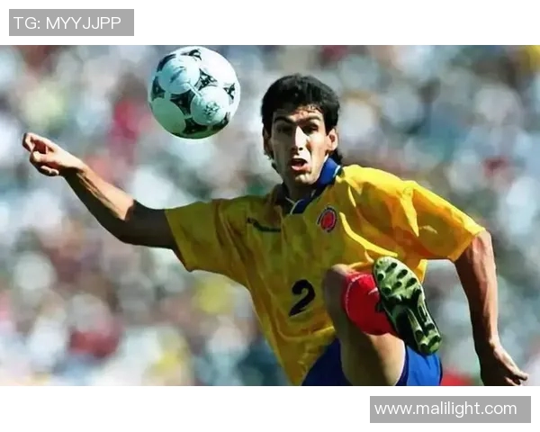 踢足球最快乐的球星是谁他在球场上的笑容背后藏着什么故事